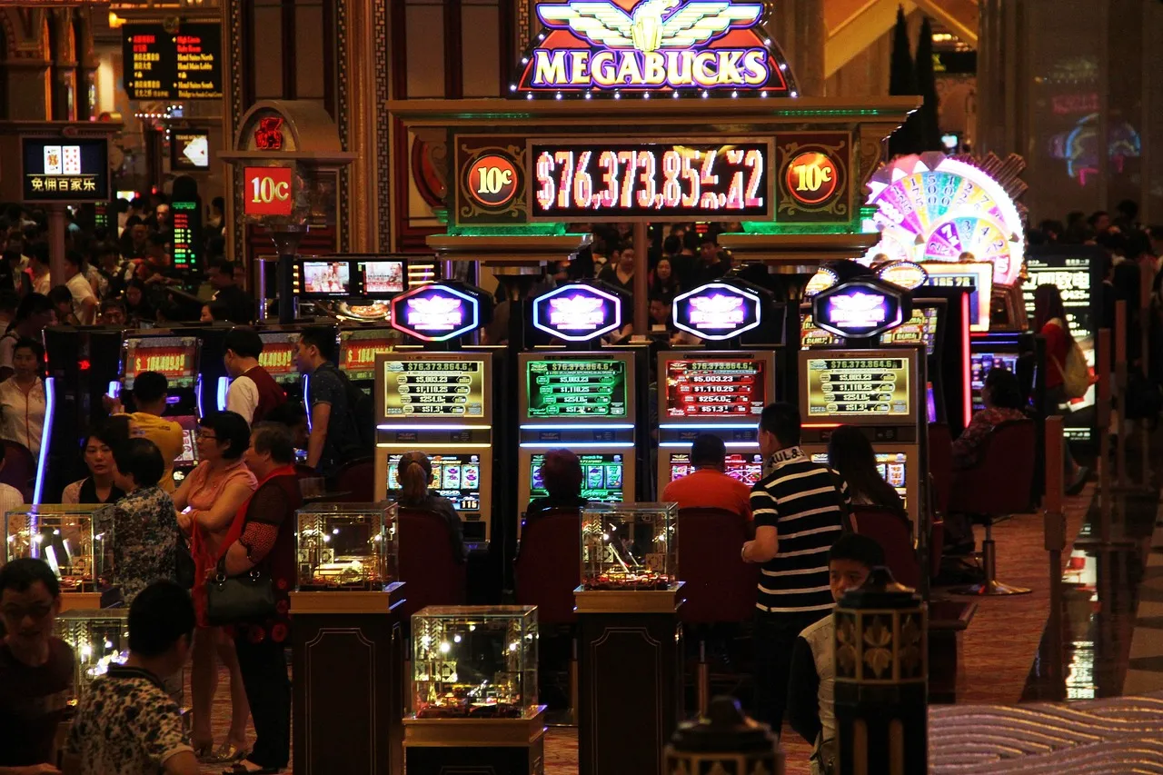 Real cash casinos online welcome bonus offer promotion banner
